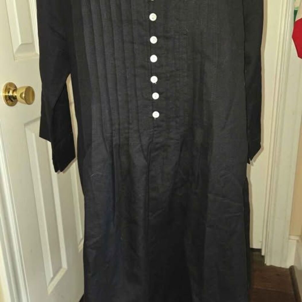 Black Mini / Knee Length Dress with Button Front XL
